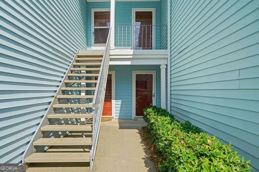 4053 Whitehall Way, Alpharetta, GA 30004 - Image #3