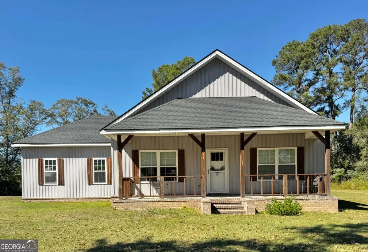 211 E Brazell Street, Reidsville, GA 30453 - Image #1