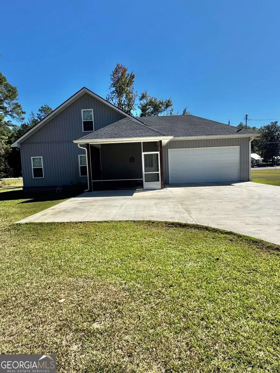 211 E Brazell Street, Reidsville, GA 30453 - Image #2