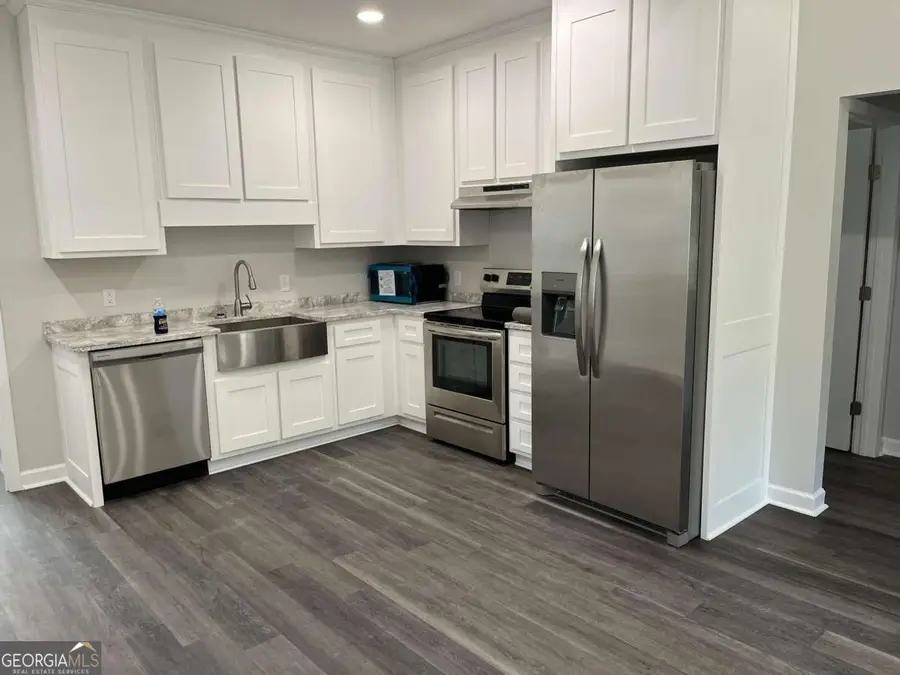 211 E Brazell Street, Reidsville, GA 30453 - Image #3