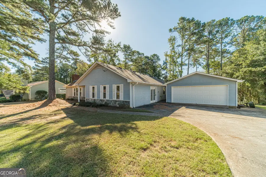 801 Greenwood Trail Se, Conyers, GA 30094 - Image #2