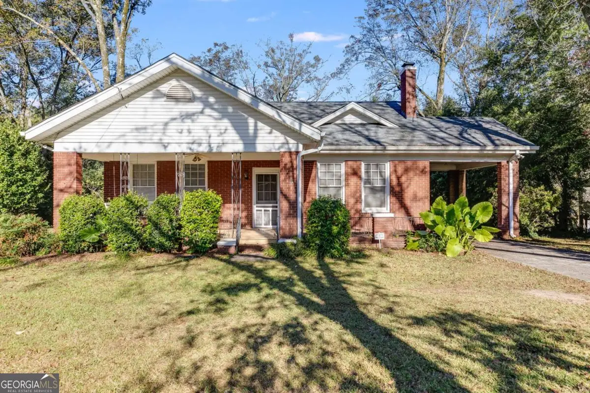 427 E College Street, Bowdon, GA 30108 - #1