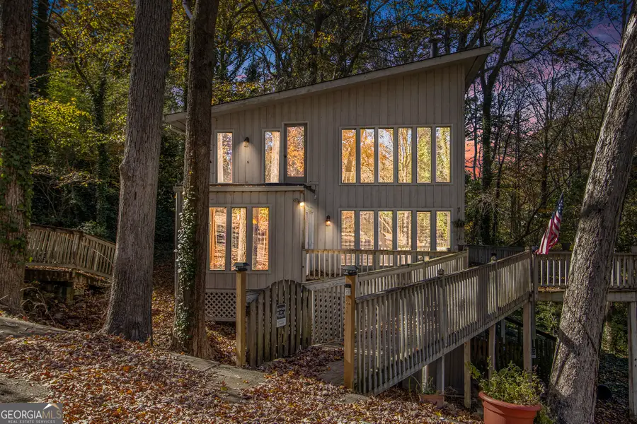 220 Lamplighter Court Se, Marietta, GA 30067 - Image #3