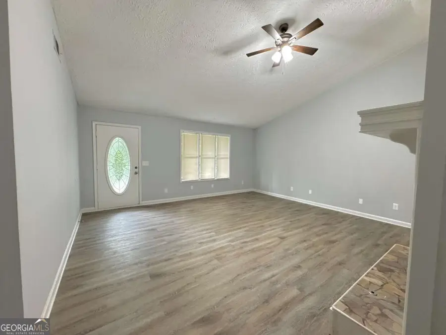 321 Knollwood Lane, Woodstock, GA 30188 - Image #3