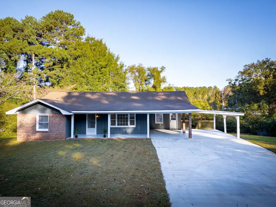 8196 Lakeview Drive Sw, Covington, GA 30014 - Image #2