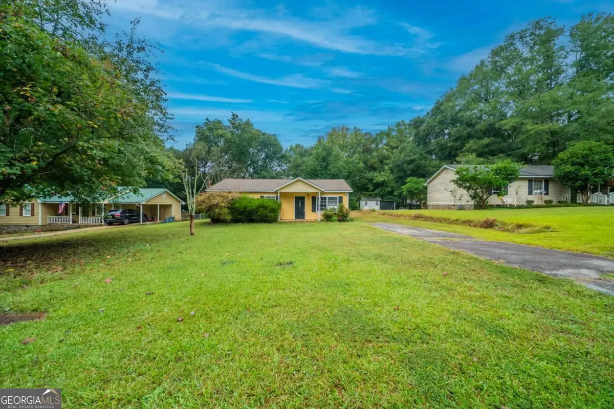 107 Oakwood Circle, Griffin, GA 30223 - Image #1