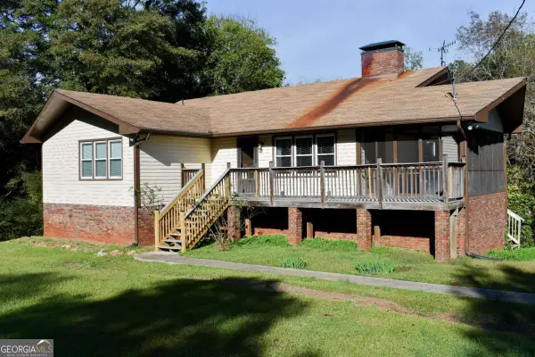 6882 Cowan Mill Road, Winston, GA 30187