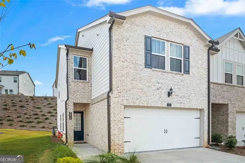 3615 Shore Wood Avenue, Lawrenceville, GA 30044 - Image #3