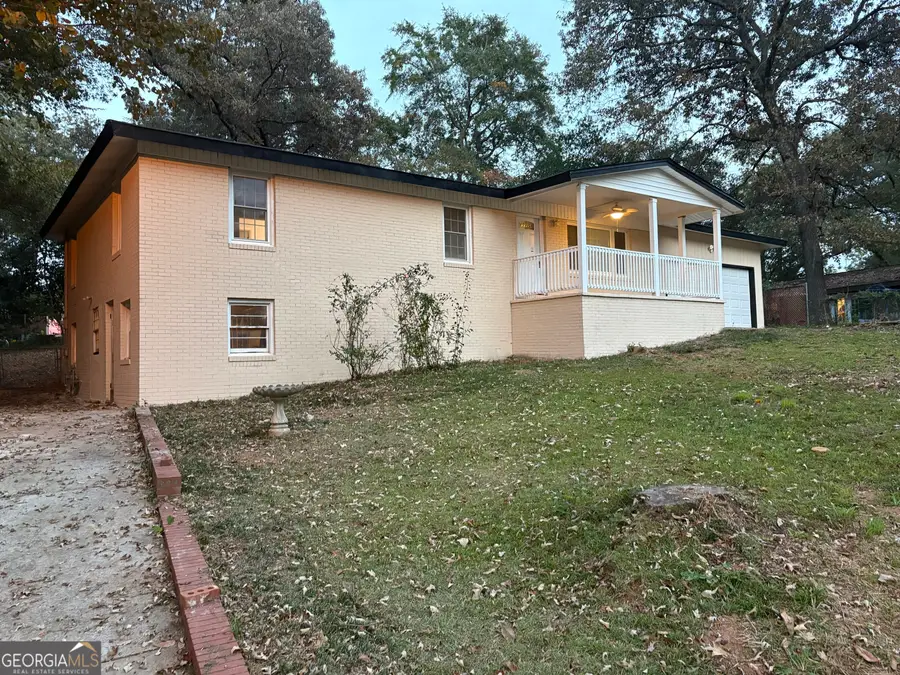 111 Hawthorne Road, Warner Robins, GA 31093 - Image #2