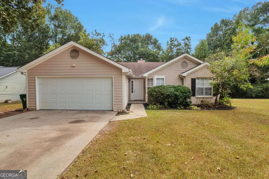 5471 Fox Valley Lane, Stone Mountain, GA 30088 - Image #2