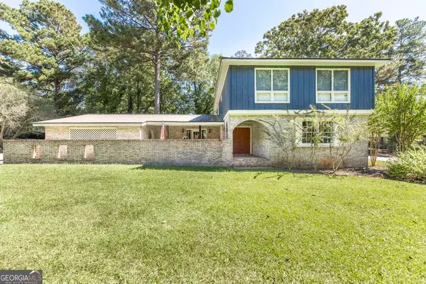 1475 Maplewood Drive, Macon, GA 31210