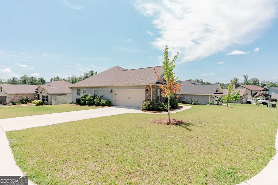 616 Woods Edge Way, Warner Robins, GA 31088 - Image #2