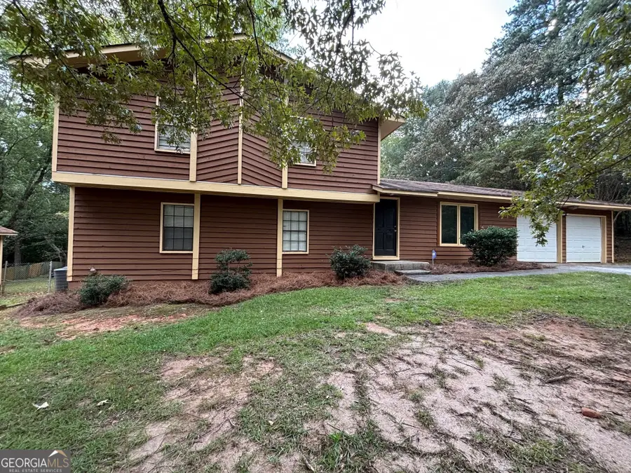 107 S Circle Drive, Ellenwood, GA 30294 - Image #2