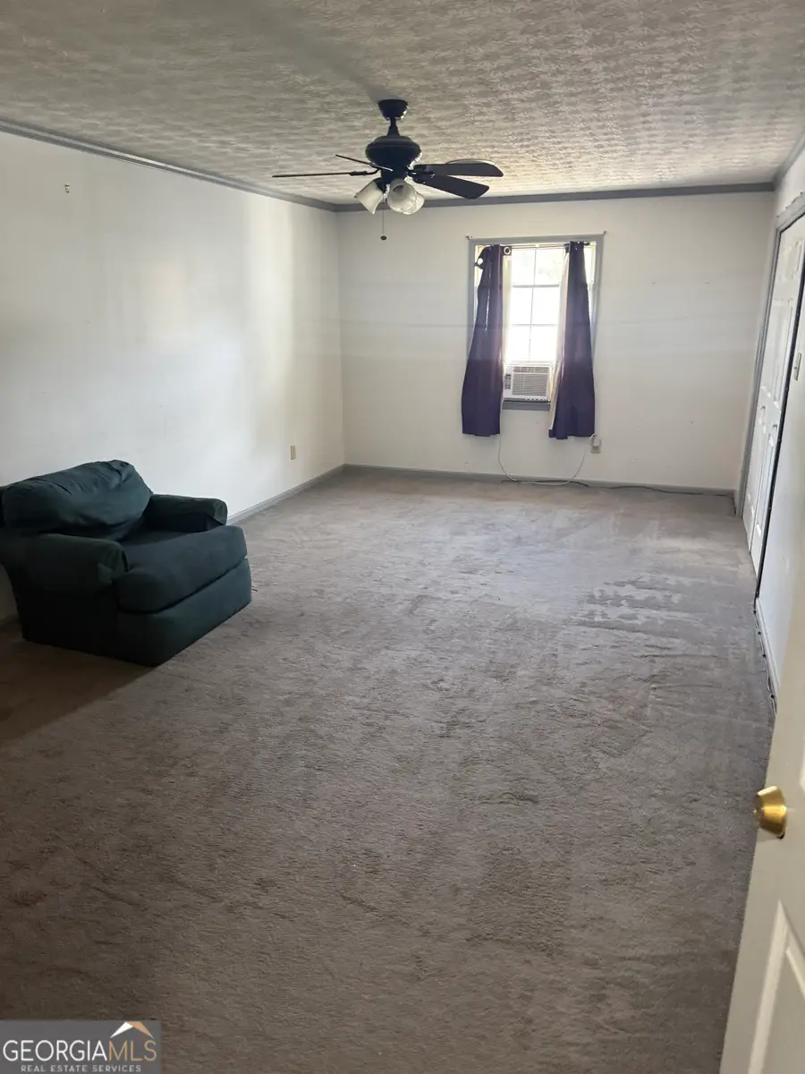 219 Brookwood Avenue, Jackson, GA 30233 - Image #3