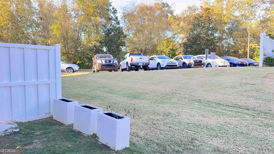 6243 Shoreview Circle, Flowery Branch, GA 30542 - Image #3