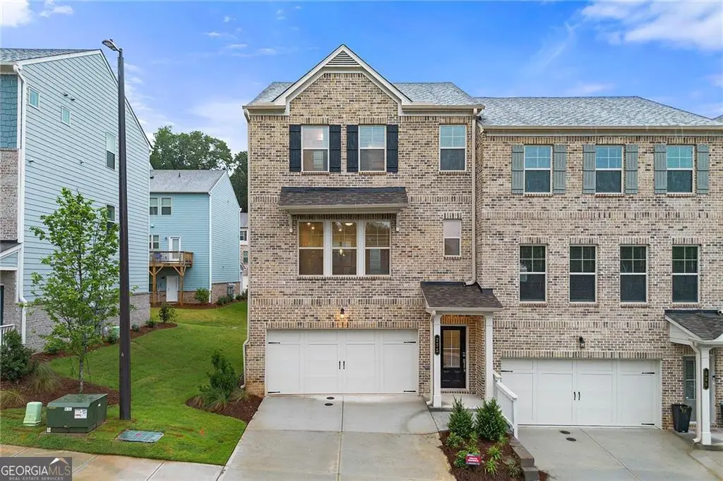 221 Matson Run Sw #40, Mableton, GA 30126 - Image #1