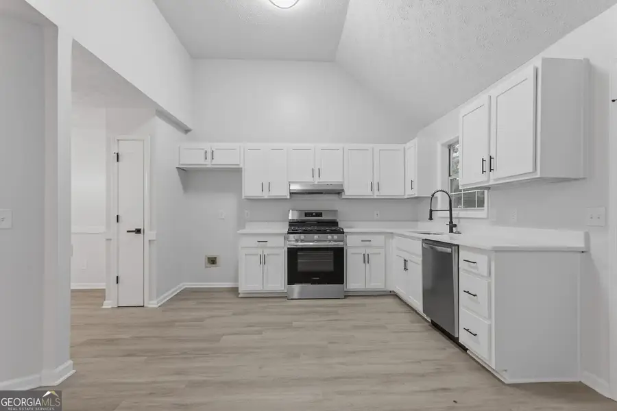 5650 Princeton Oaks Drive, Sugar Hill, GA 30518 - Image #3