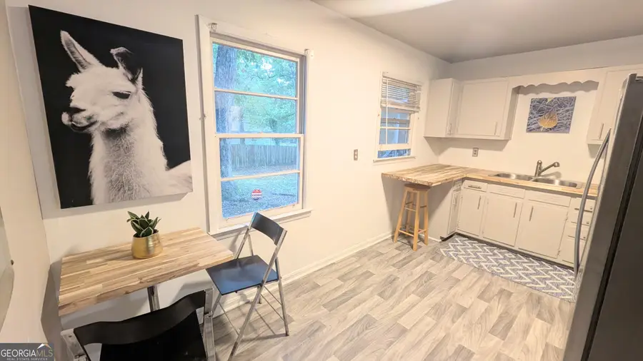 2800 Browntown Road Nw, Atlanta, GA 30318 - Image #2