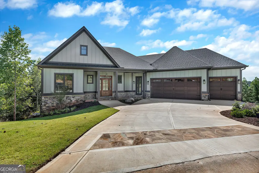 195 Switchback Run, Toccoa, GA 30577 - Image #1