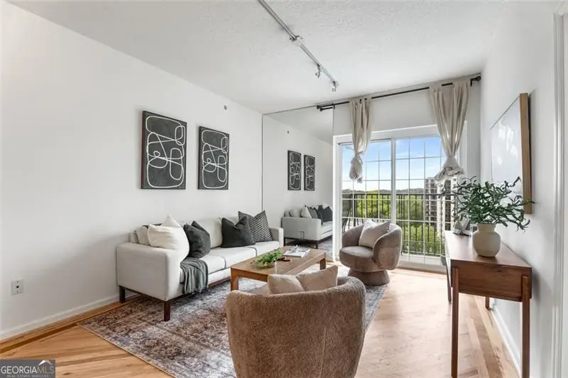 195 14th Street Ne #909, Atlanta, GA 30309 - Image #1