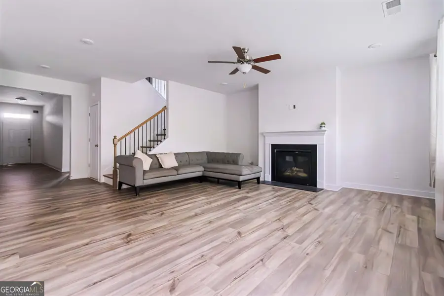 355 Chestnut Chase, Hoschton, GA 30548 - Image #3