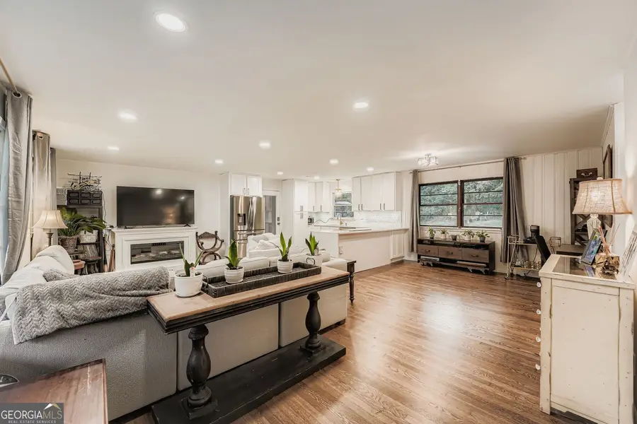 310 Brook Drive, Atlanta, GA 30328 - Image #2