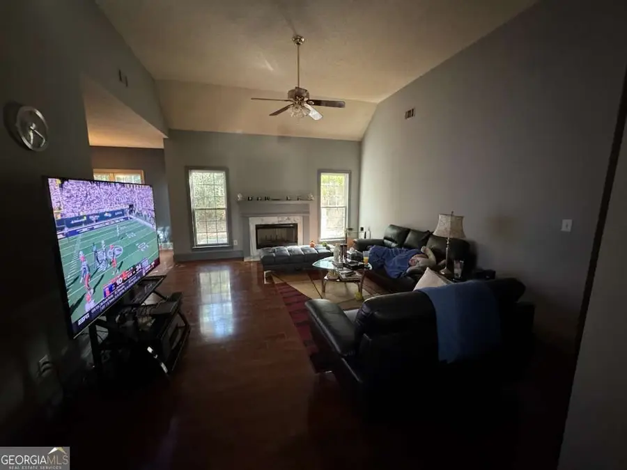 125 Farr Lake Drive, Tyrone, GA 30290 - Image #2