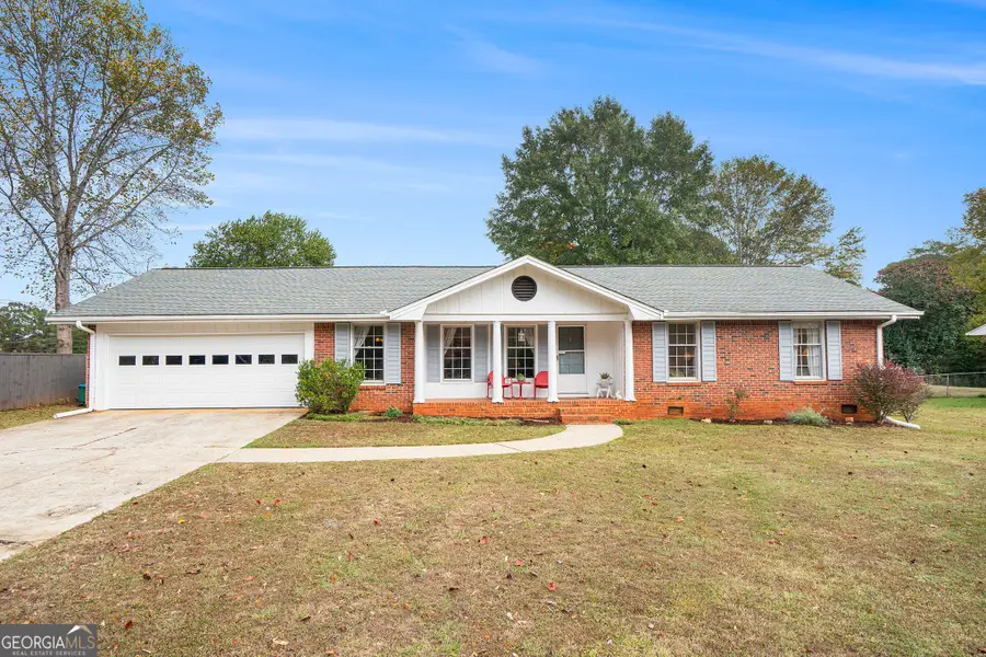 1732 Beauregard Drive Sw, Lilburn, GA 30047 - Image #2