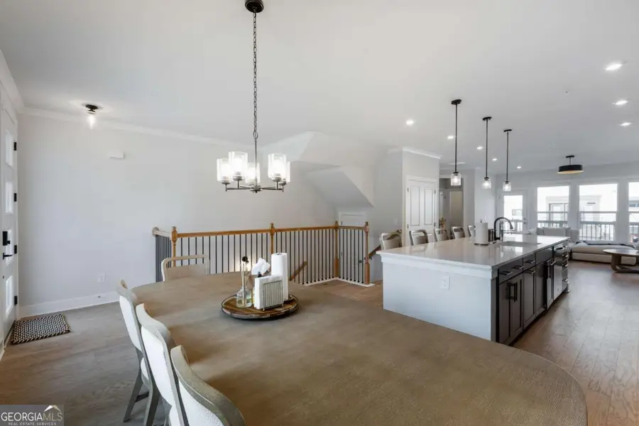 2161 Burnside Drive Nw, Atlanta, GA 30318 - Image #3