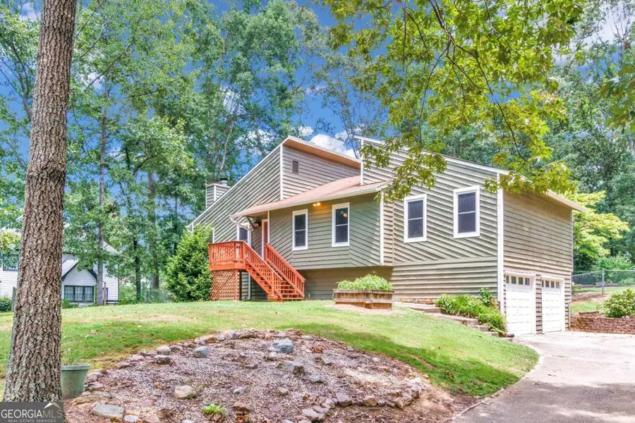 1797 Kelvin Drive, Lawrenceville, GA 30043 - Image #3