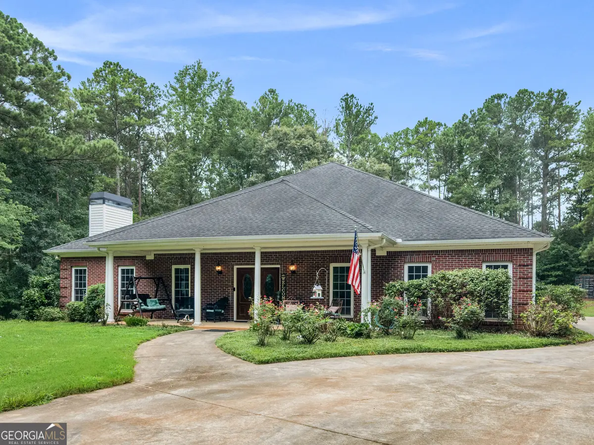 190 Oak Hill Circle, Covington, GA 30016 - Image #1