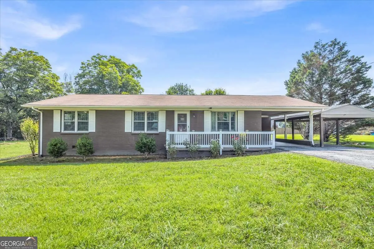 129 Green Meadow Lane, Calhoun, GA 30701 - Image #1