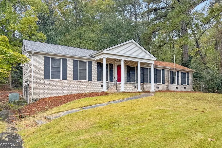 592 Hunnicutt Road Se, Mableton, GA 30126 - Image #2