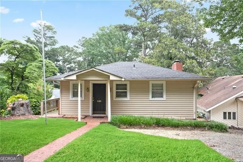 6381 Lakeview Drive, Buford, GA 30518 - Image #2