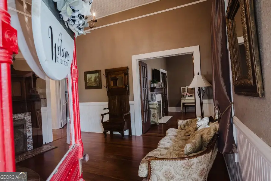 402 Zebulon Street, Barnesville, GA 30204 - Image #2