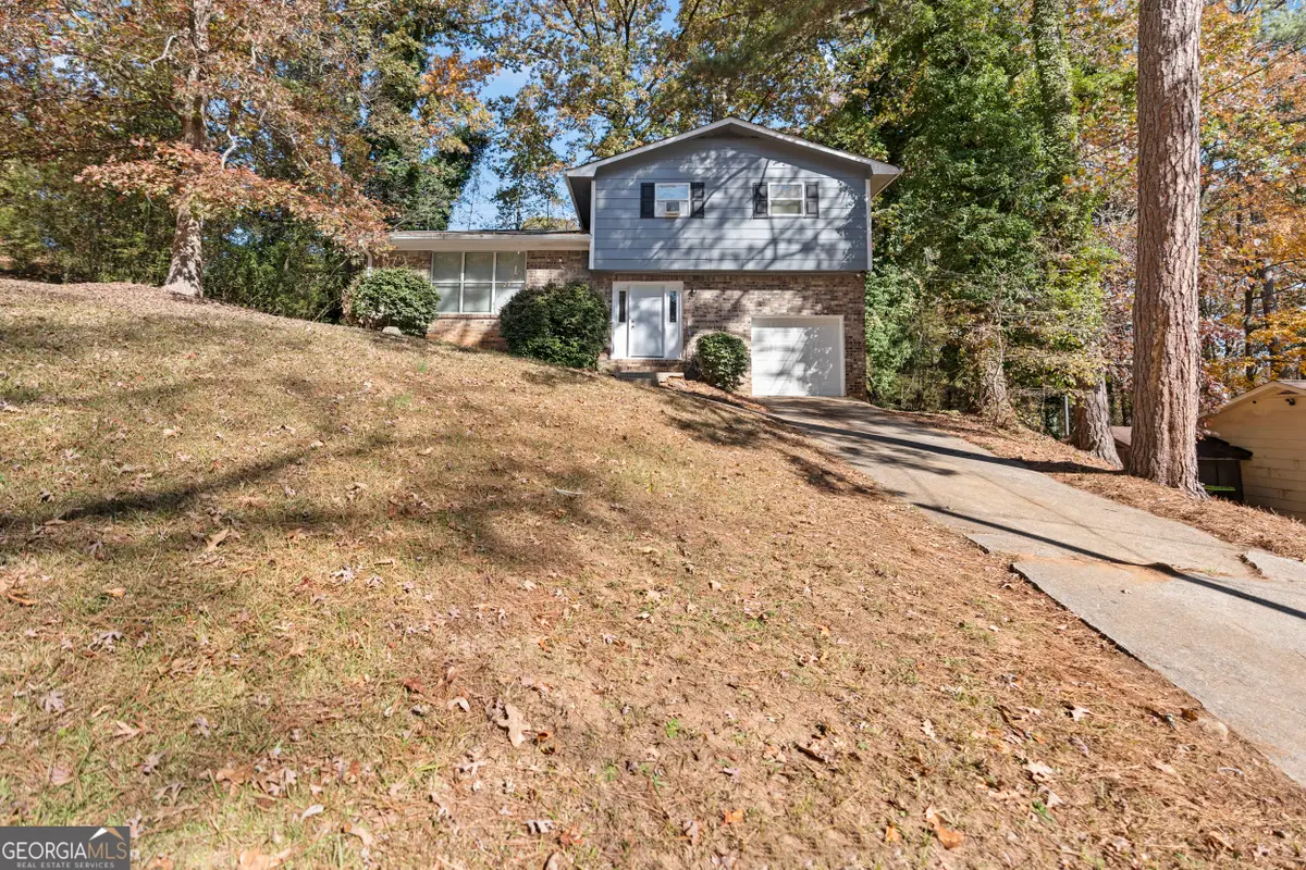 5717 Southwick Court Sw, Atlanta, GA 30349 - Image #1