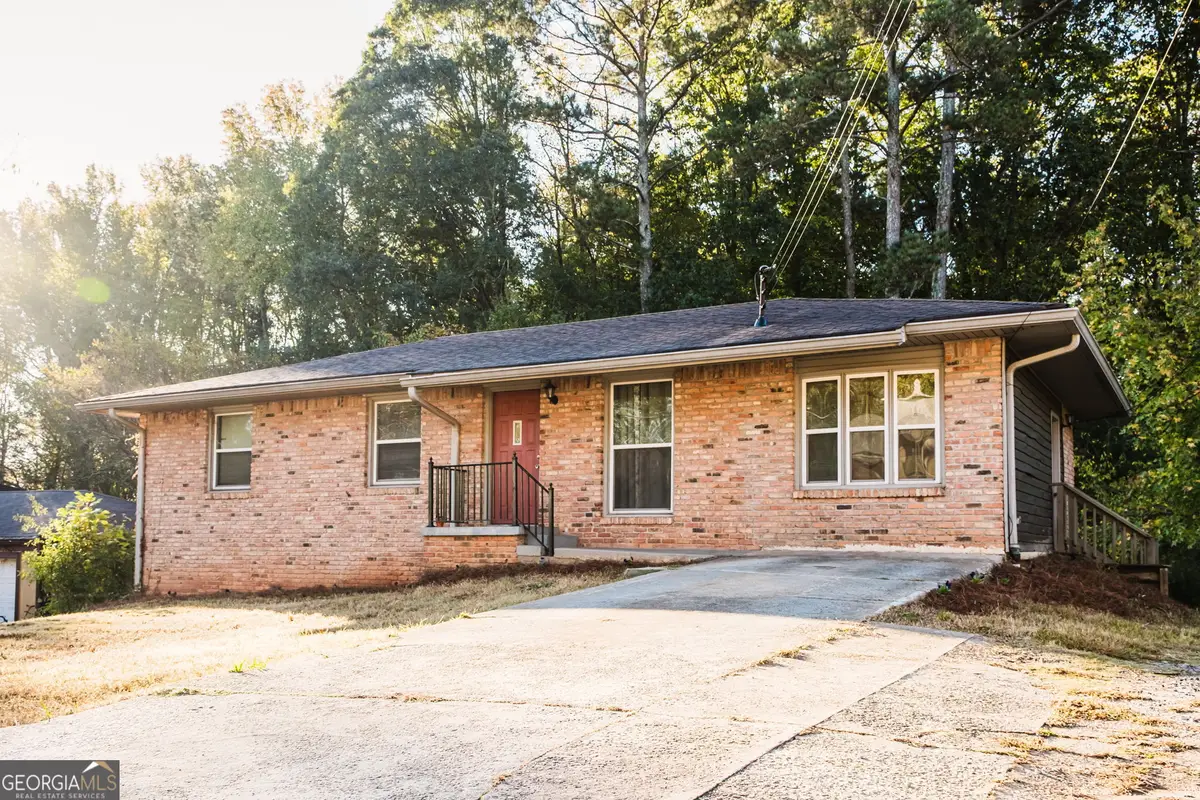 893 Slash Pine Road, Forest Park, GA 30297 - Image #1