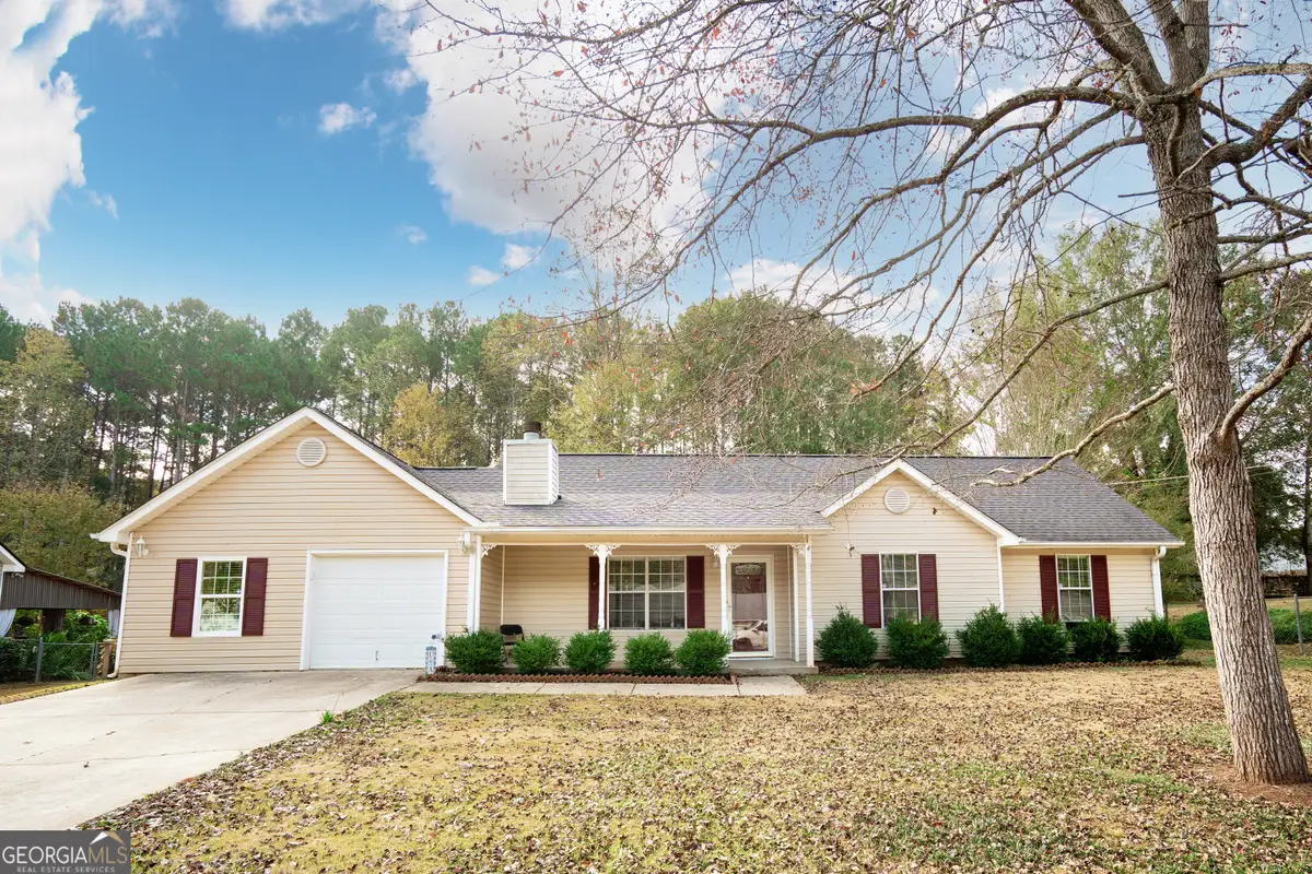 130 Nicki Court, Hampton, GA 30228 - Image #1