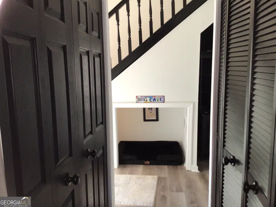 1554 Circlestone Drive, Stone Mountain, GA 30088 - Image #3