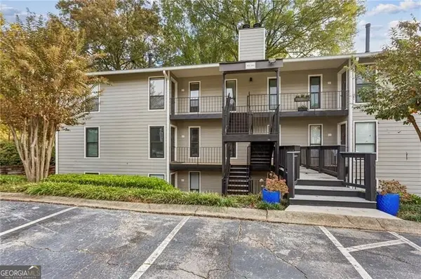 401 Park Ridge Circle, Marietta, GA 30068