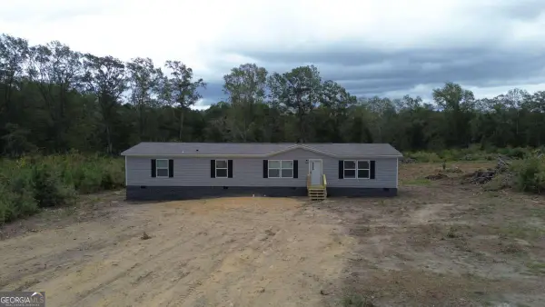 565 Sands Drive #8, Poulan, GA 31781