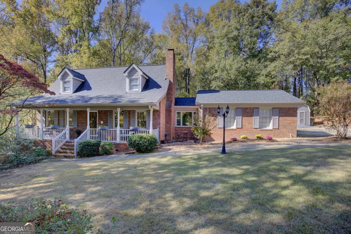 2615 Sandy Creek Circle, Loganville, GA 30052 - Image #1