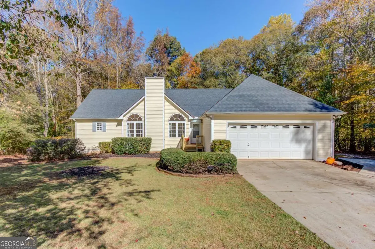 153 Cherokee Trail, Hoschton, GA 30548 - Image #1