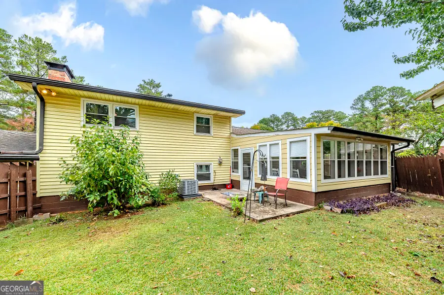 1615 Dellwood Circle, Morrow, GA 30260 - Image #2