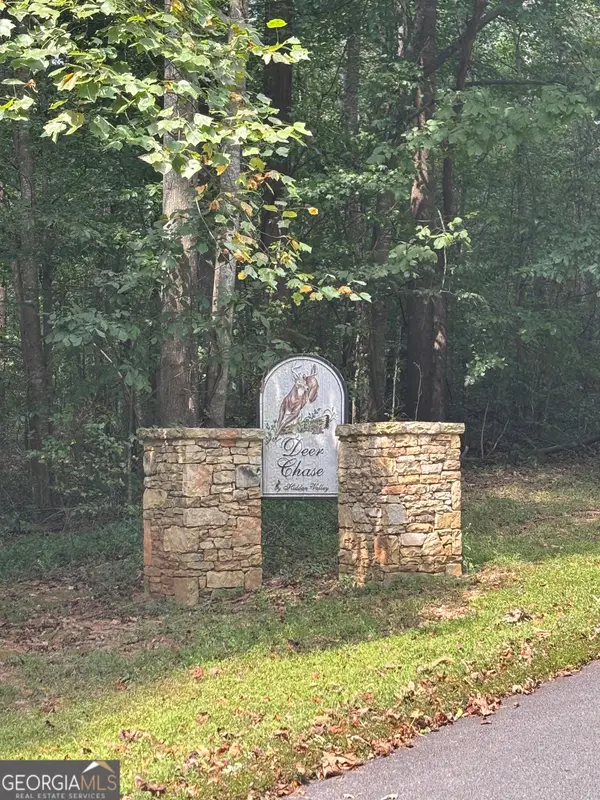 535 Deer Chase Road, Toccoa, GA 30577