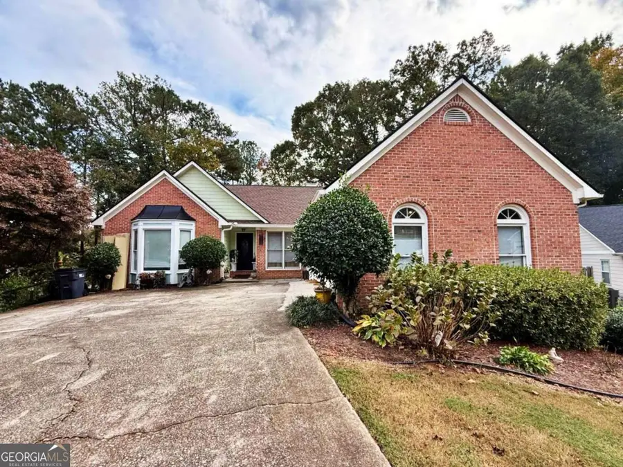 413 Flint Hill Court, Lawrenceville, GA 30044 - Image #2