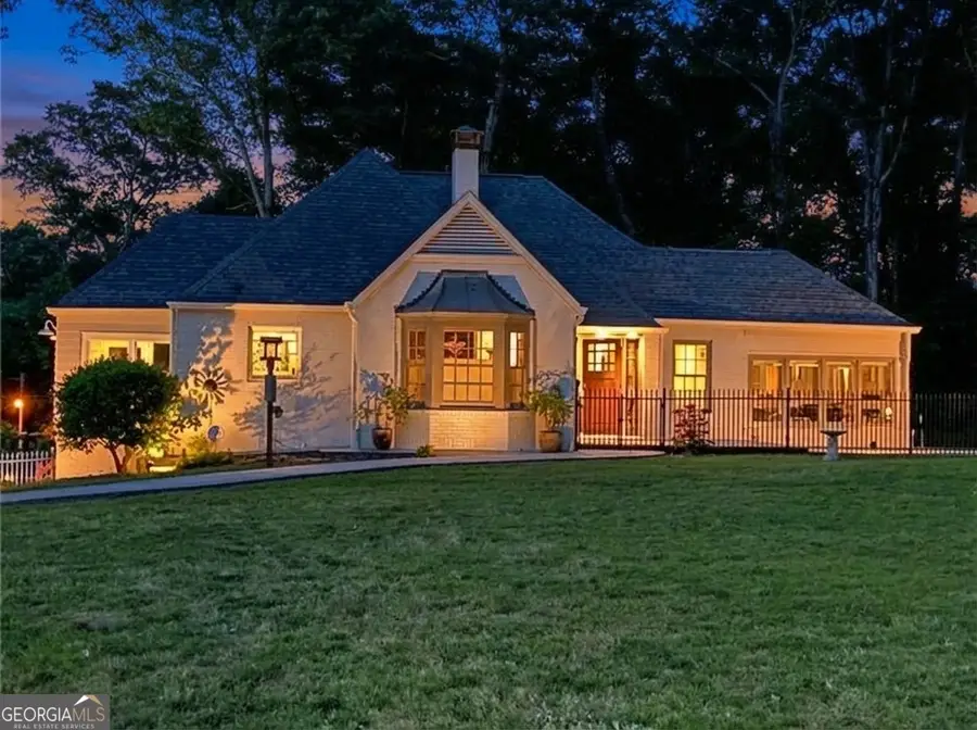 584 Cherokee Street Ne, Marietta, GA 30060 - Image #2