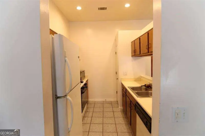 6653 Eastbriar Drive, Lithonia, GA 30058 - Image #3