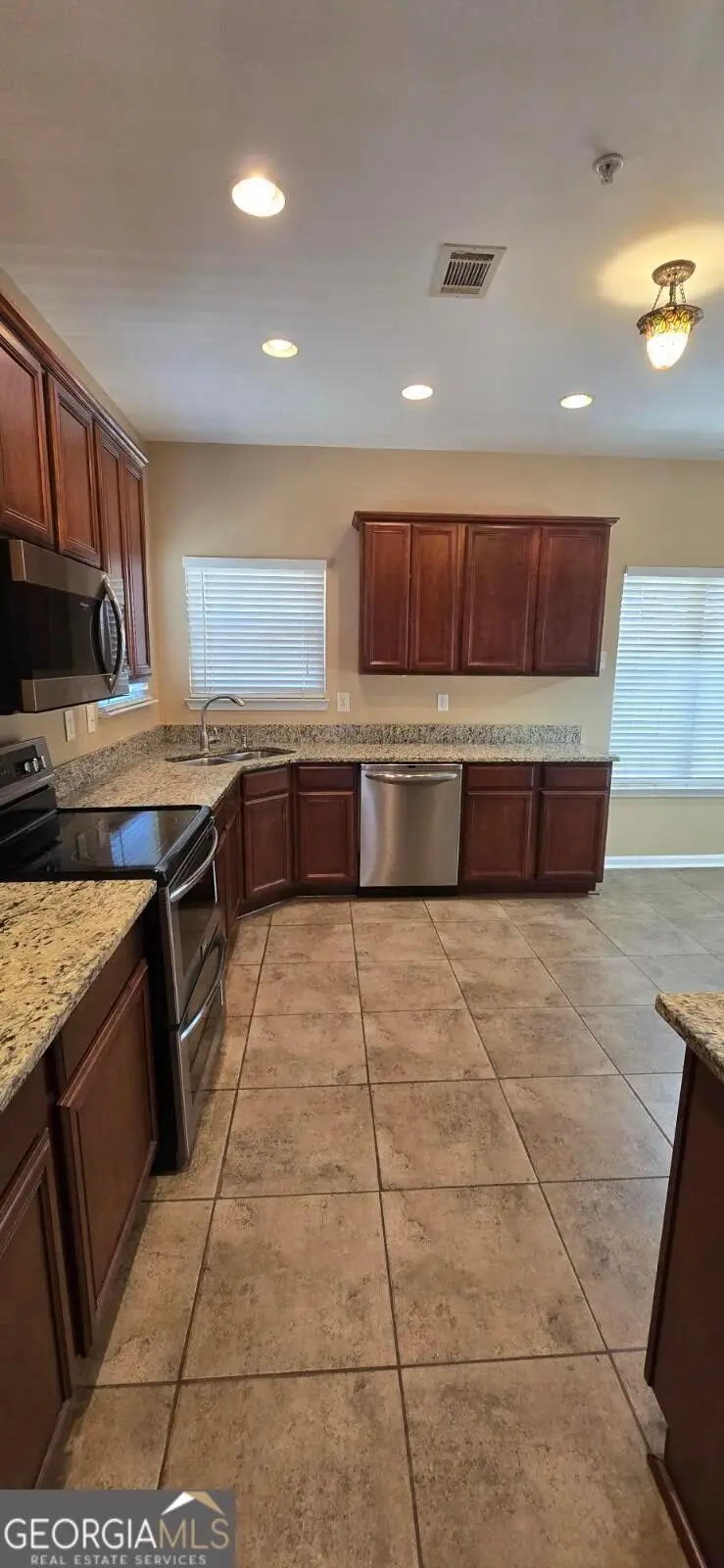 2057 Fort Trail, Morrow, GA 30260 - Image #2