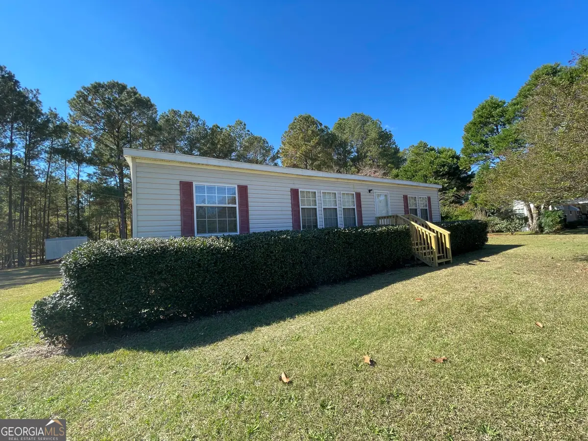 178 Country Club Circle, Cochran, GA 31014 - Image #1